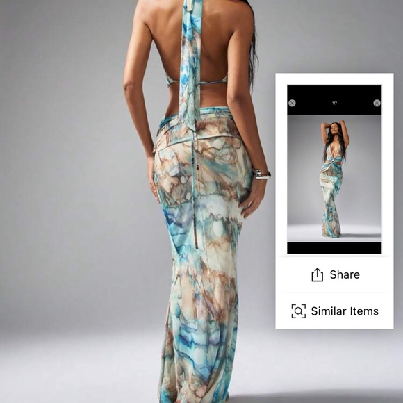 Missguided Blue and Cream Backless Maxi Dress - Picture 2 of 2